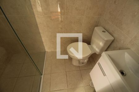 Casa de condomínio à venda com 108m², 3 quartos e 2 vagasBanheiro