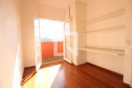 Casa de condomínio à venda com 108m², 3 quartos e 2 vagasQuarto 1