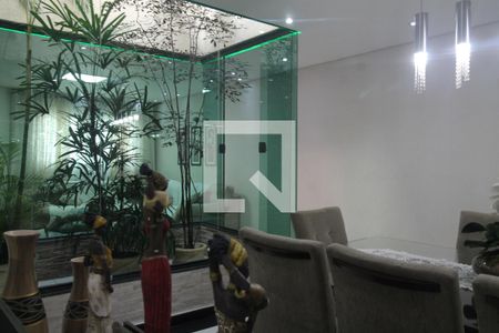 Casa à venda com 225m², 3 quartos e 6 vagasSala de Jantar