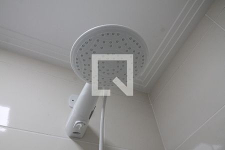 Casa à venda com 225m², 3 quartos e 6 vagasBanheiro da Suíte 2