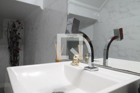 Casa à venda com 225m², 3 quartos e 6 vagasLavabo