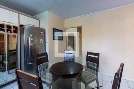 Casa à venda com 215m², 6 quartos e 4 vagas Casa à venda com 215m², 6 quartos e 4 vagasCozinha 1 casa 1