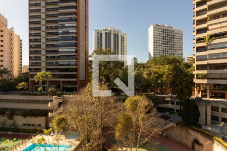 Apartamento à venda com 296m², 4 quartos e 4 vagas Apartamento à venda com 296m², 4 quartos e 4 vagasVista Suite 1