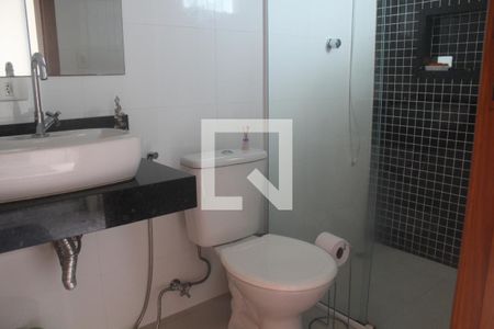 Casa à venda com 130m², 3 quartos e 4 vagasBanheiro Suíte 3 