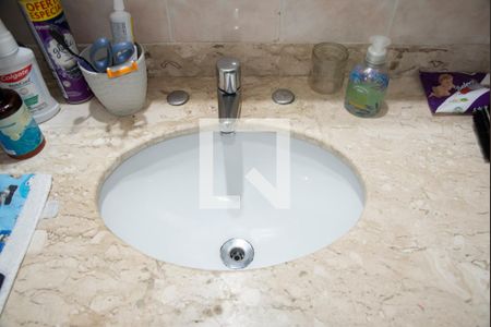 Apartamento para alugar com 202m², 2 quartos e 3 vagasBanheiro da Suíte 1