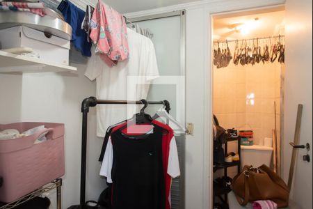 Apartamento para alugar com 202m², 2 quartos e 3 vagasQuarto de Serviço