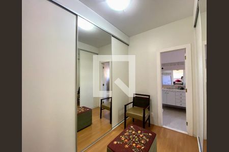 Casa à venda com 350m², 3 quartos e 3 vagasQuarto