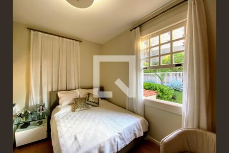 Casa à venda com 350m², 3 quartos e 3 vagasQuarto 2