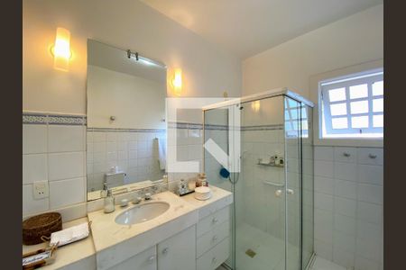 Casa à venda com 350m², 3 quartos e 3 vagasBanheiro