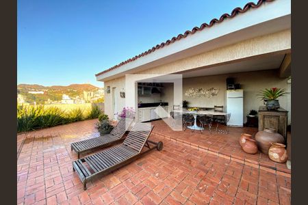 Casa à venda com 350m², 3 quartos e 3 vagasÁrea Externa