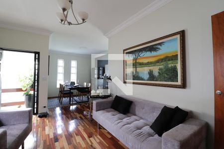 Sala de casa para alugar com 4 quartos, 300m² em Centro, Uberlândia