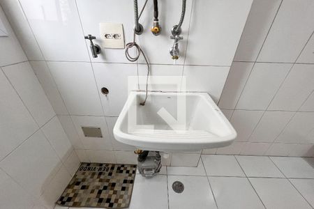 Apartamento à venda com 61m², 3 quartos e 1 vagaÁrea de Serviço