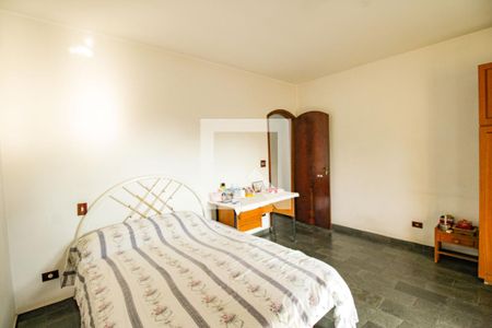 Casa à venda com 600m², 5 quartos e 5 vagas Casa à venda com 600m², 5 quartos e 5 vagasQuarto 1