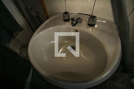 Casa à venda com 600m², 5 quartos e 5 vagas Casa à venda com 600m², 5 quartos e 5 vagasBanheiro da Suíte 4