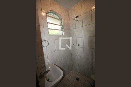 Casa à venda com 600m², 5 quartos e 5 vagas Casa à venda com 600m², 5 quartos e 5 vagasBanheiro de Serviço