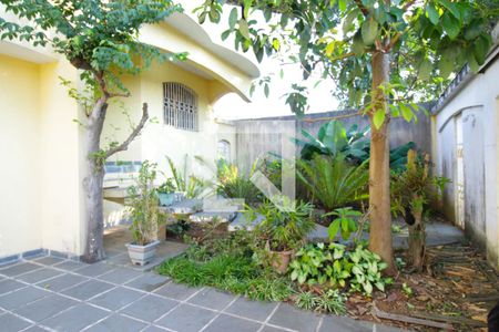 Casa à venda com 600m², 5 quartos e 5 vagas Casa à venda com 600m², 5 quartos e 5 vagasJardim