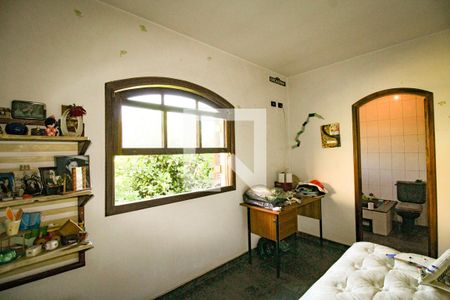 Casa à venda com 600m², 5 quartos e 5 vagas Casa à venda com 600m², 5 quartos e 5 vagasQuarto 3 - Suíte