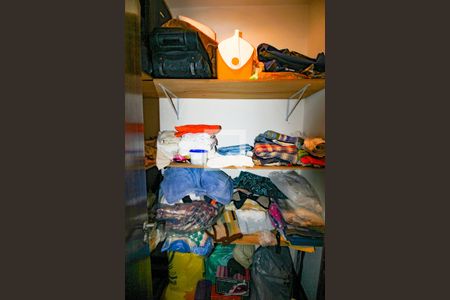 Casa à venda com 600m², 5 quartos e 5 vagas Casa à venda com 600m², 5 quartos e 5 vagasMaleiro