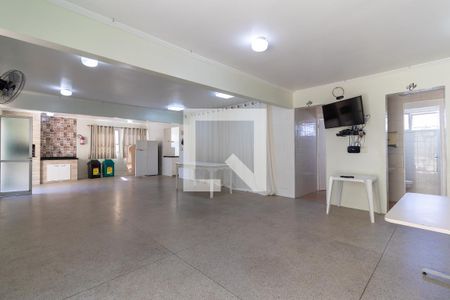 Apartamento à venda com 48m², 2 quartos e 1 vaga Apartamento à venda com 48m², 2 quartos e 1 vagaÁrea comum - Salão de festas