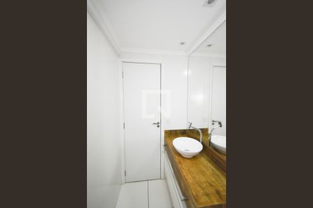 Apartamento à venda com 66m², 3 quartos e 1 vaga Apartamento à venda com 66m², 3 quartos e 1 vagaBanheiro corredor