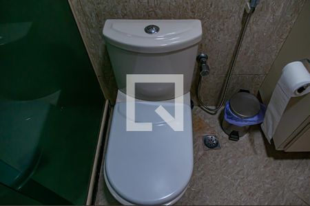 Casa à venda com 400m², 4 quartos e 4 vagas Casa à venda com 400m², 4 quartos e 4 vagasBanheiro