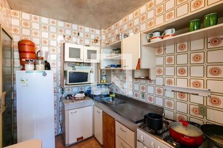 Apartamento à venda com 90m², 3 quartos e 1 vaga Apartamento à venda com 90m², 3 quartos e 1 vagaCozinha e Área de Serviço