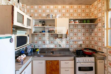 Apartamento à venda com 90m², 3 quartos e 1 vaga Apartamento à venda com 90m², 3 quartos e 1 vagaCozinha e Área de Serviço