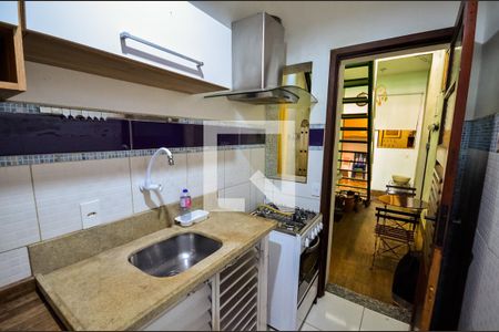 Casa de condomínio à venda com 60m², 1 quarto e 2 vagas Casa de condomínio à venda com 60m², 1 quarto e 2 vagasCozinha