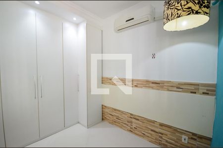 Casa de condomínio à venda com 60m², 1 quarto e 2 vagas Casa de condomínio à venda com 60m², 1 quarto e 2 vagasQuarto