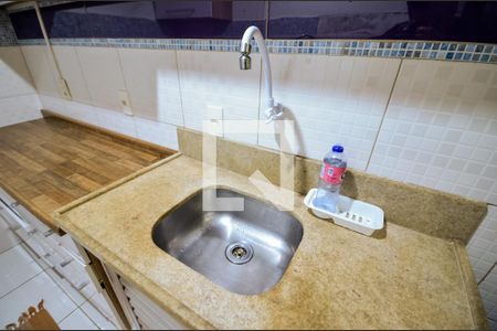 Casa de condomínio à venda com 60m², 1 quarto e 2 vagas Casa de condomínio à venda com 60m², 1 quarto e 2 vagasCozinha