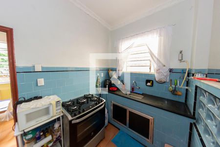 Casa à venda com 319m², 4 quartos e 3 vagas Casa à venda com 319m², 4 quartos e 3 vagasCozinha