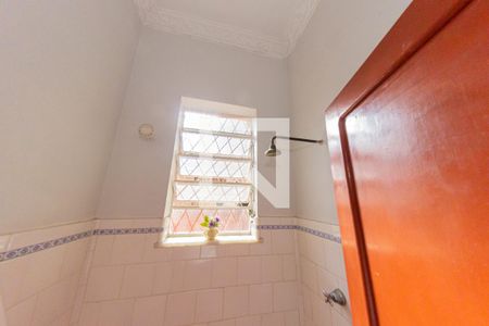 Casa à venda com 319m², 4 quartos e 3 vagas Casa à venda com 319m², 4 quartos e 3 vagasBanheiro de serviço