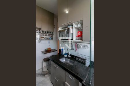 Apartamento à venda com 52m², 2 quartos e 1 vaga Apartamento à venda com 52m², 2 quartos e 1 vagaCozinha e Área de Serviço