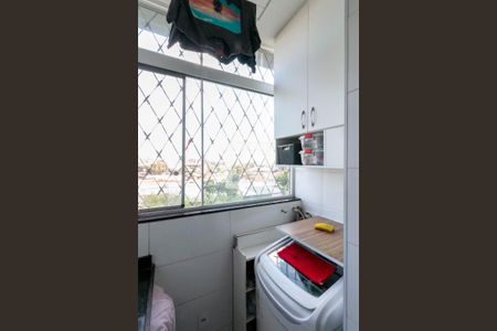 Apartamento à venda com 52m², 2 quartos e 1 vaga Apartamento à venda com 52m², 2 quartos e 1 vagaCozinha e Área de Serviço