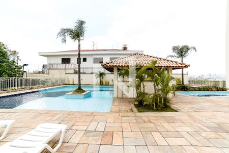 Apartamento à venda com 52m², 2 quartos e 1 vaga Apartamento à venda com 52m², 2 quartos e 1 vagaÁrea Comum - Piscina