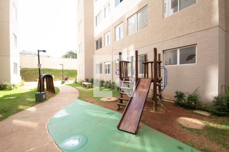 Apartamento à venda com 42m², 2 quartos e sem vagaÁrea comum - Playground
