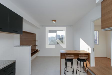 Sala/Cozinha de kitnet/studio para alugar com 1 quarto, 30m² em Jardim Mirante, São Paulo