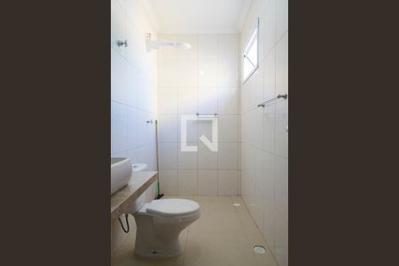 Casa à venda com 304m², 3 quartos e 5 vagas Casa à venda com 304m², 3 quartos e 5 vagasBanheiro quarto 1