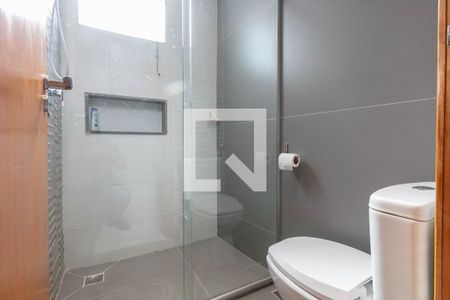 Casa à venda com 220m², 2 quartos e 1 vaga Casa à venda com 220m², 2 quartos e 1 vagaBanheiro Social