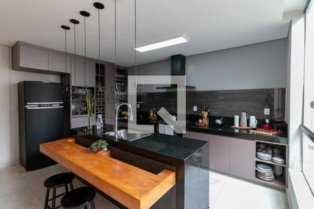 Casa à venda com 220m², 2 quartos e 1 vaga Casa à venda com 220m², 2 quartos e 1 vagaCozinha