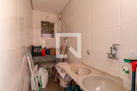 Casa à venda com 220m², 2 quartos e 1 vaga Casa à venda com 220m², 2 quartos e 1 vagaÁrea de Serviço