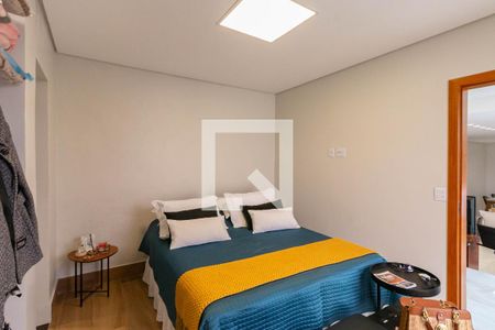 Casa à venda com 220m², 2 quartos e 1 vaga Casa à venda com 220m², 2 quartos e 1 vagaQuarto Suíte