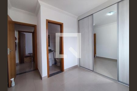 Suite  de apartamento à venda com 2 quartos, 114m² em Europa, Contagem