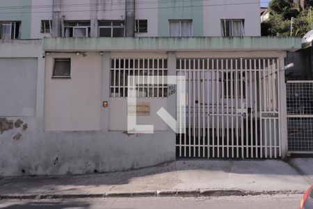 Apartamento à venda com 38m², 1 quarto e 1 vagaFachada e portaria