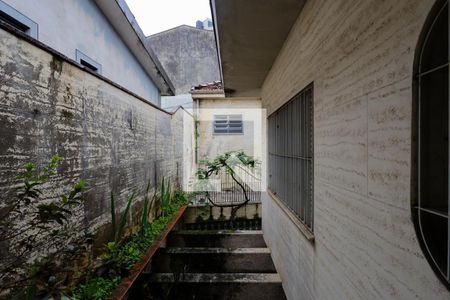 Casa à venda com 192m², 4 quartos e 2 vagas Casa à venda com 192m², 4 quartos e 2 vagasVista do Quarto 1