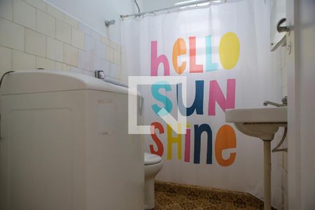 Banheiro de apartamento para alugar com 1 quarto, 60m² em Boqueirão, Santos