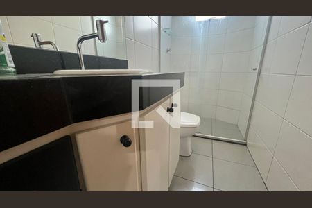 Apartamento à venda com 85m², 3 quartos e 2 vagas Apartamento à venda com 85m², 3 quartos e 2 vagasBanheiro