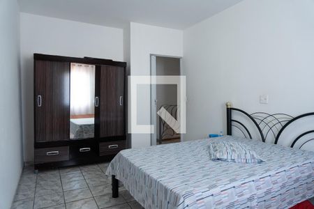 Casa à venda com 200m², 3 quartos e 3 vagas Casa à venda com 200m², 3 quartos e 3 vagasQuarto 1