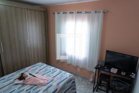 Casa à venda com 200m², 3 quartos e 3 vagas Casa à venda com 200m², 3 quartos e 3 vagasQuarto 2