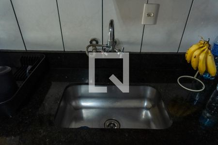 Casa à venda com 200m², 3 quartos e 3 vagas Casa à venda com 200m², 3 quartos e 3 vagasCozinha - Torneira